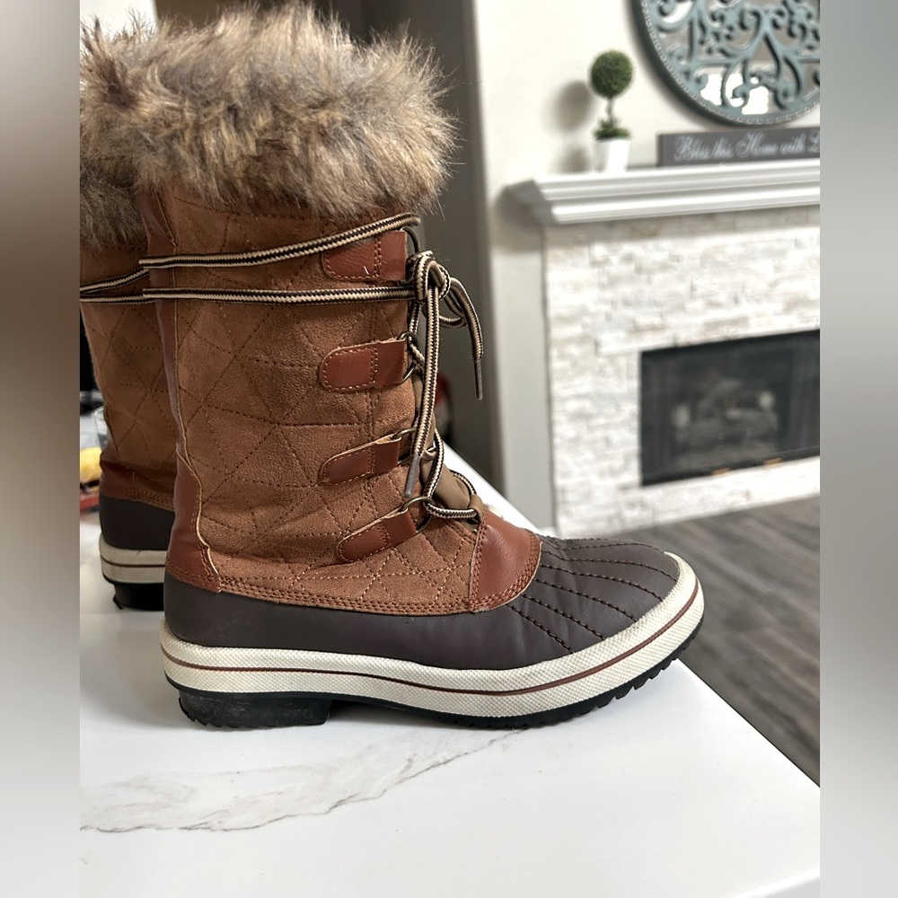 Little Girls Snow Boots size 3 All Trek water proof tall boots